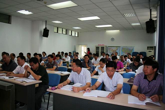 清華大學經(jīng)營管理人才高級研修班
